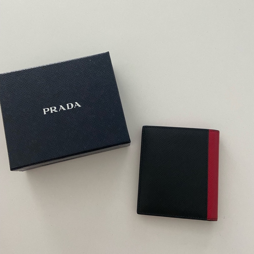 Men’s Prada Wallet - Picture 4 of 5